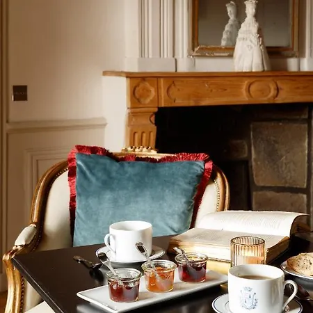 Hotell Chateau De Vidal