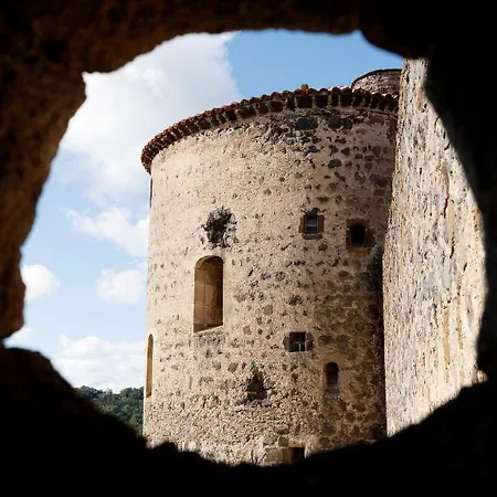 فندق Chateau De Saint Vidal
