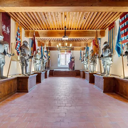 فندق Chateau De Saint Vidal 5*
