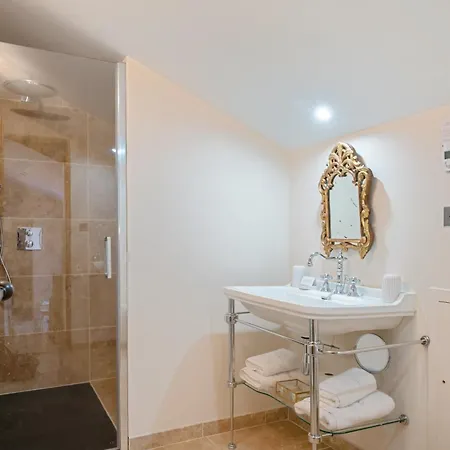 Château De Vidal 5* Saint-Vidal