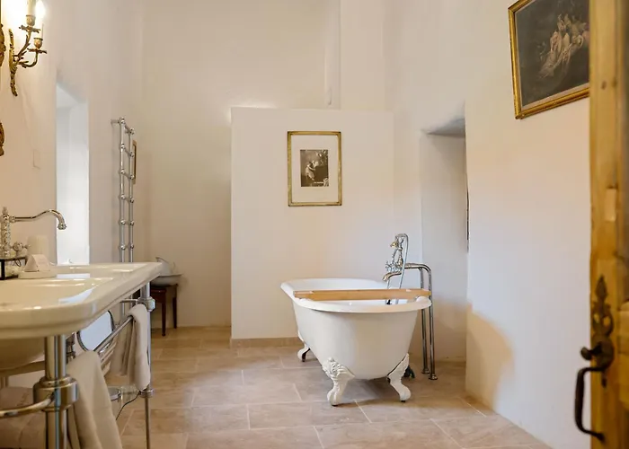 Chateau De Vidal Hotell 5*